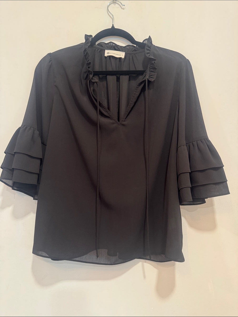 Tiered Bell Sleeve Ruffle Neck Blouse - Black in size Large